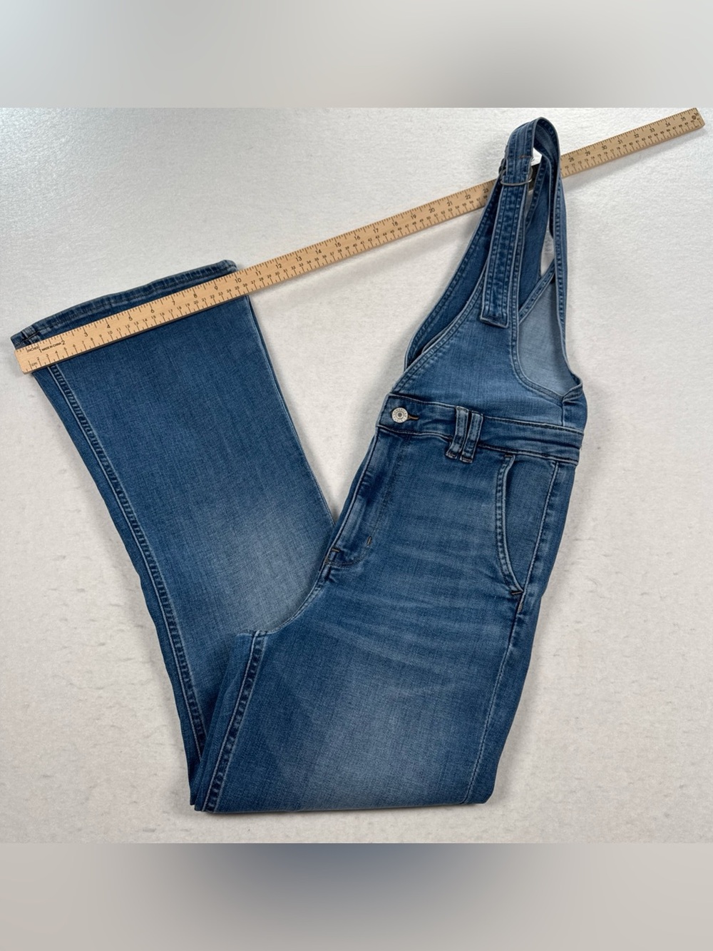 American Eagle Flare Overalls Jean Denim Women’s 10 Short Front Zip Stretch Adj - Picture 11 of 12